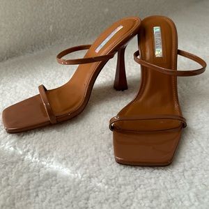 Liliana Slip-on Nude Heel - Sz 10